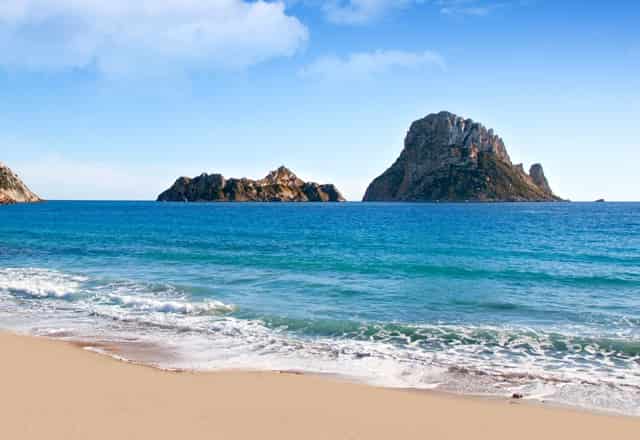 把LV包换成咖啡杯 拎包？帆布鞋换紧身衣？揭示“转型奢侈品”的未来