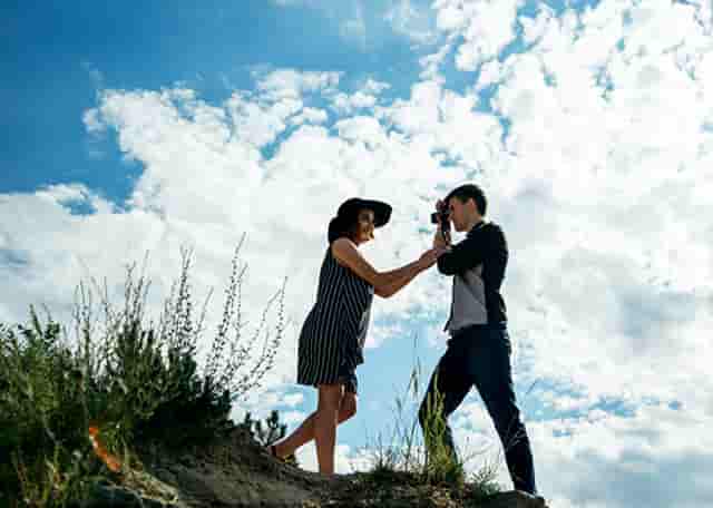 男子时尚潮流搭配技巧(时尚潮流男装休闲搭配讲解)