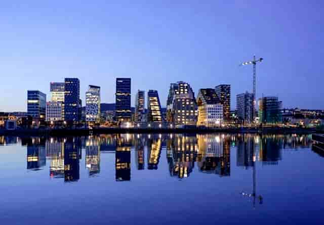 男士裤子搭配技巧时尚(衣服裤子鞋子搭配技巧图片)